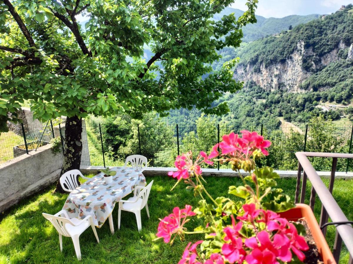 Casa Butterfly Apartment Verni Екстериор снимка